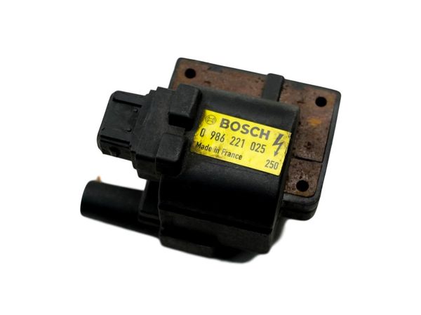 Zapalovací Cívka  0986221025 Bosch Renault