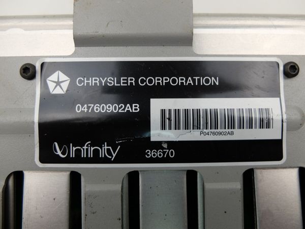 Zesilovač Audio Chrysler 300M Infinity