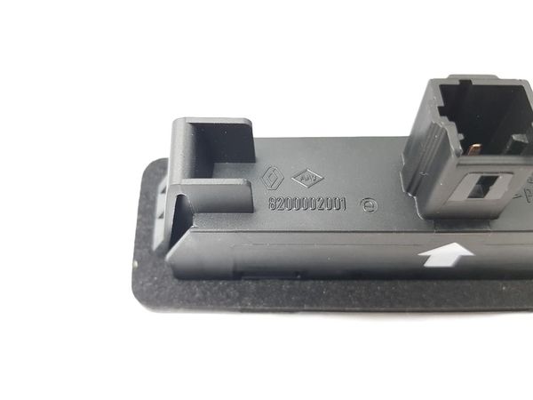 Přepínač Zámku Kufru  OEM 8200002001 R. Espace IV