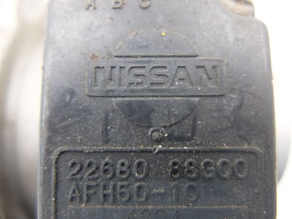 Měřič Průtoku Vzduchu Nissan Terrano 22680-88G00 AFH50-10 3.0