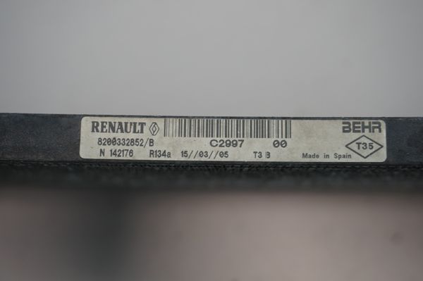 Kondenzátor Klimatizace  8200332852 Laguna 2 Vel Satis Renault 