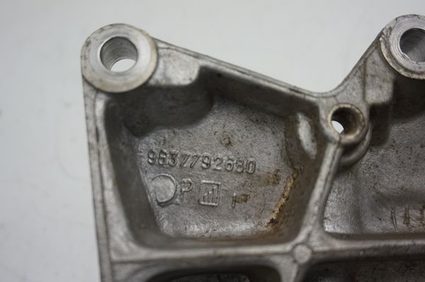 Držák Motoru 1807J2 9637792680 Citroen Xsara Picasso 1.8 