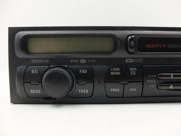 Rádio Na Kazety Seat Leon Toledo 1M0035186F AURA