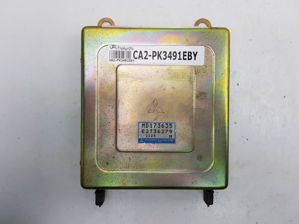 Řídicí Jednotka Motoru  MD173635 Mitsubishi