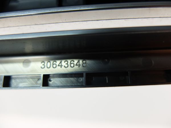 Ozdobný Panel Volvo S80 39859179 8635818 30643648