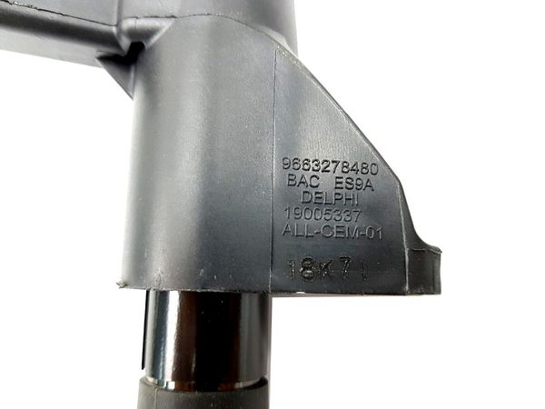 Zapalovací Cívka  Nový originál  3.0 V6 597094 9663278480 7701479027  C/P RENAULT C5,6,8,406,407 CLIO II 