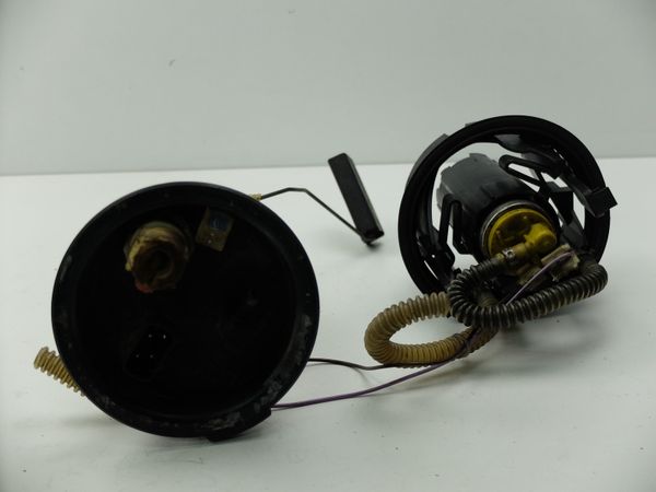 Palivové Čerpadlo  BMW 5 E39 1182954 Geber Diesel