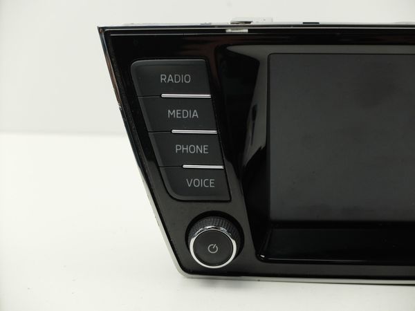Navigace  Radio Skoda Fabia III 6V0919604C