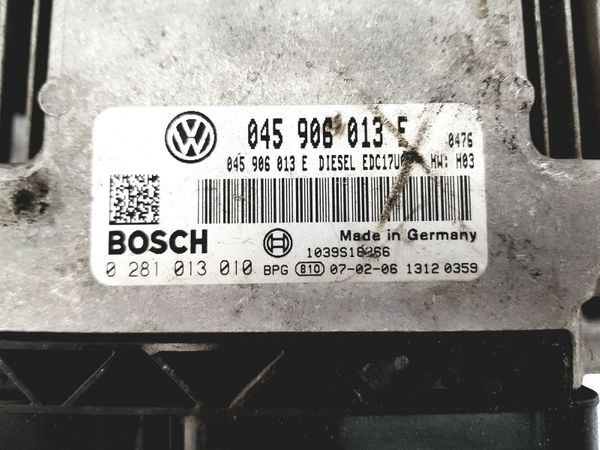 Blok Ovlada 045906013E 0281013010 VW Bosch 15667 Koupit nyn