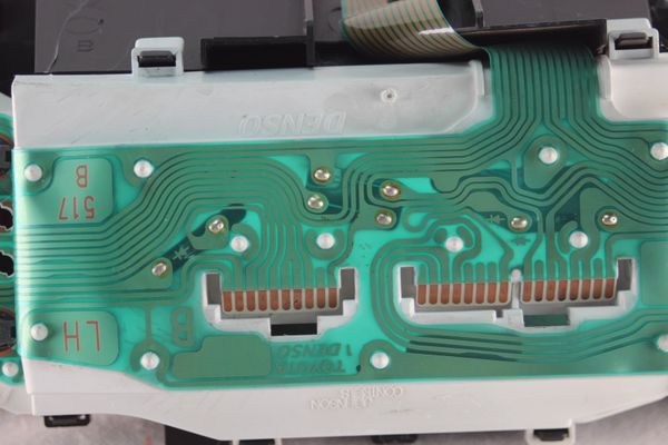 Otáčkoměr  Toyota Yaris 83800-0D390 SA457300-2180 838000D390 SA4573002180 1663