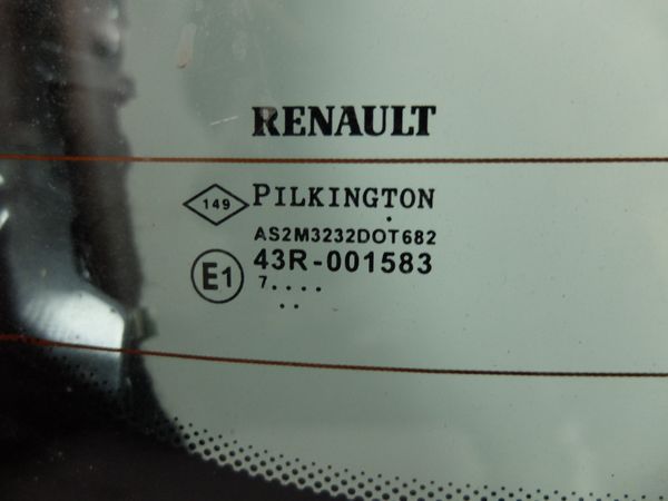 Szyba Klapy Tylnej Bagażnika Renault Clio III 2007r