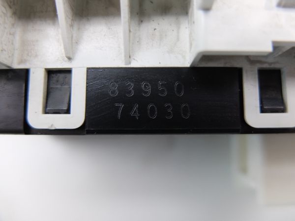 Počítačový Displej Toyota IQ 83950-74030
