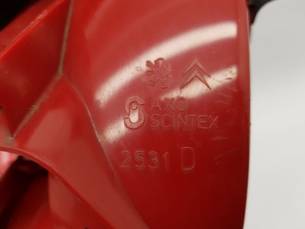 Světla Pravý Zadek Peugeot 206 6351P1 Axo Scintex