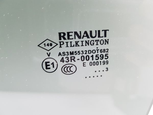 Okna Dveří Levý Zadek Renault Captur 823017588R AS3 2003r