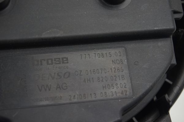 Ventilátor Dmýchadlo Audi A6 A7 A8 4H1820021B 773.70815.03