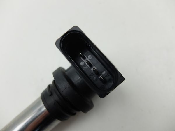 Zapalovací Cívka 0986221023 Bosch VW Audi Seat Skoda