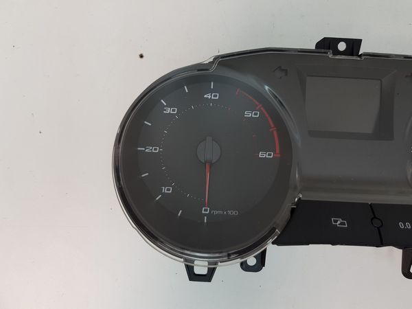 Otáčkoměr  Seat Ibiza 6J0920801A 6090