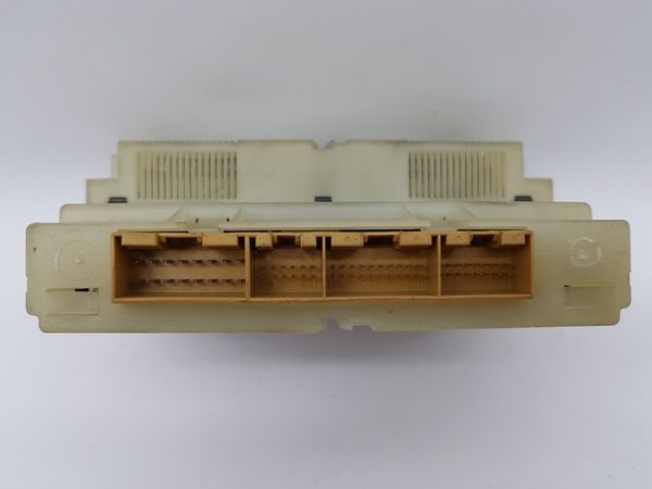 Panel Větrání 5HB00761710 3B1907044B VW Bora 6057