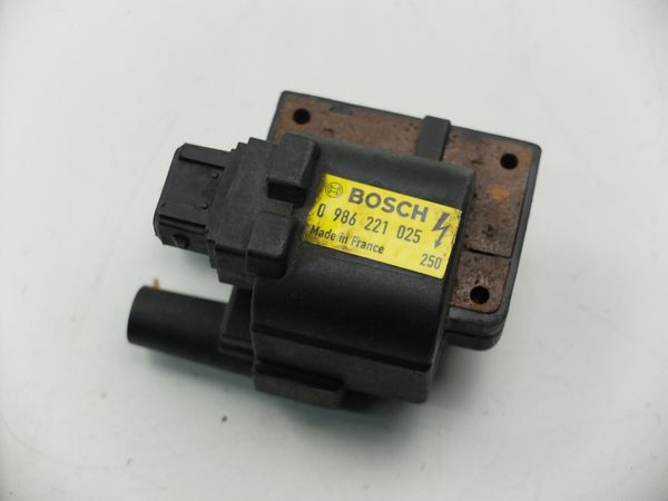 Zapalovací Cívka  0986221025 Bosch Renault