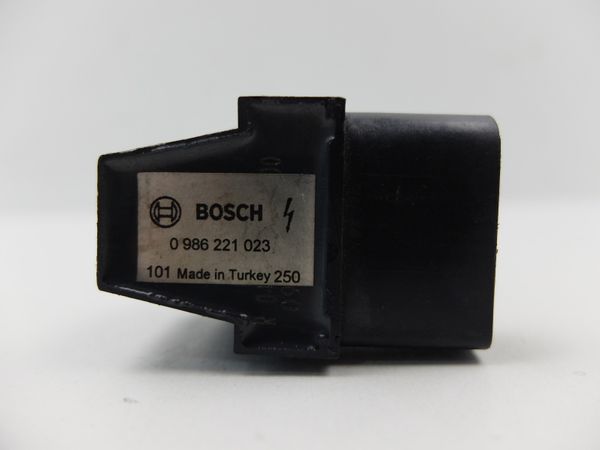 Zapalovací Cívka 0986221023 Bosch VW Audi Seat Skoda