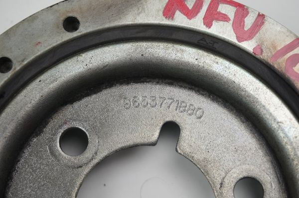 Řemenice Klikové Hřídele  9653771880 1,1 1,4 1,6  Citroen Peugeot 0515R8 