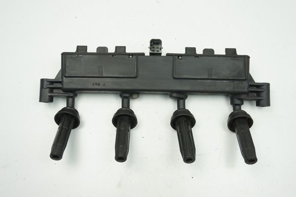 Zapalovací Cívka  9635864880 597090 1,1 1,4 Citroen C2 C3 206 207 Sagem
