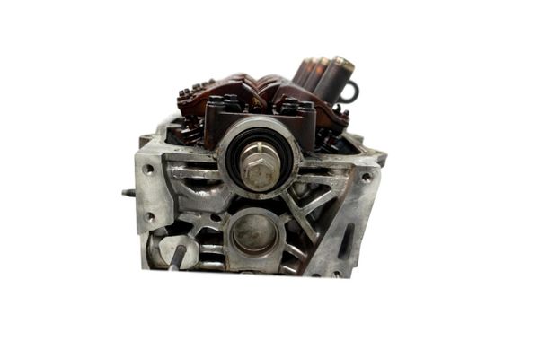 Hlava Válce  7711497415 8200797330 1,2 16v Dacia Logan Sandero Renault  Clio 3 (1)