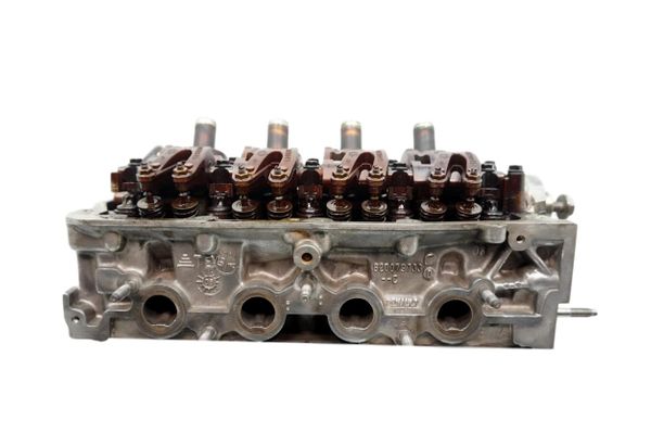 Hlava Válce  7711497415 8200797330 1,2 16v Dacia Logan Sandero Renault  Clio 3 (1)