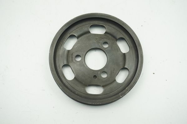 Podpora Řemenice Čerpadla  8200042423 1,2 Clio 2 Renault 